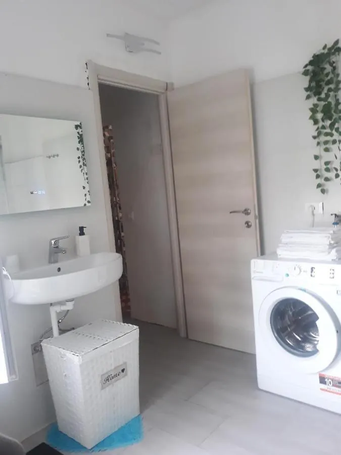 Apartment B&B Varese Terminal Sumirago